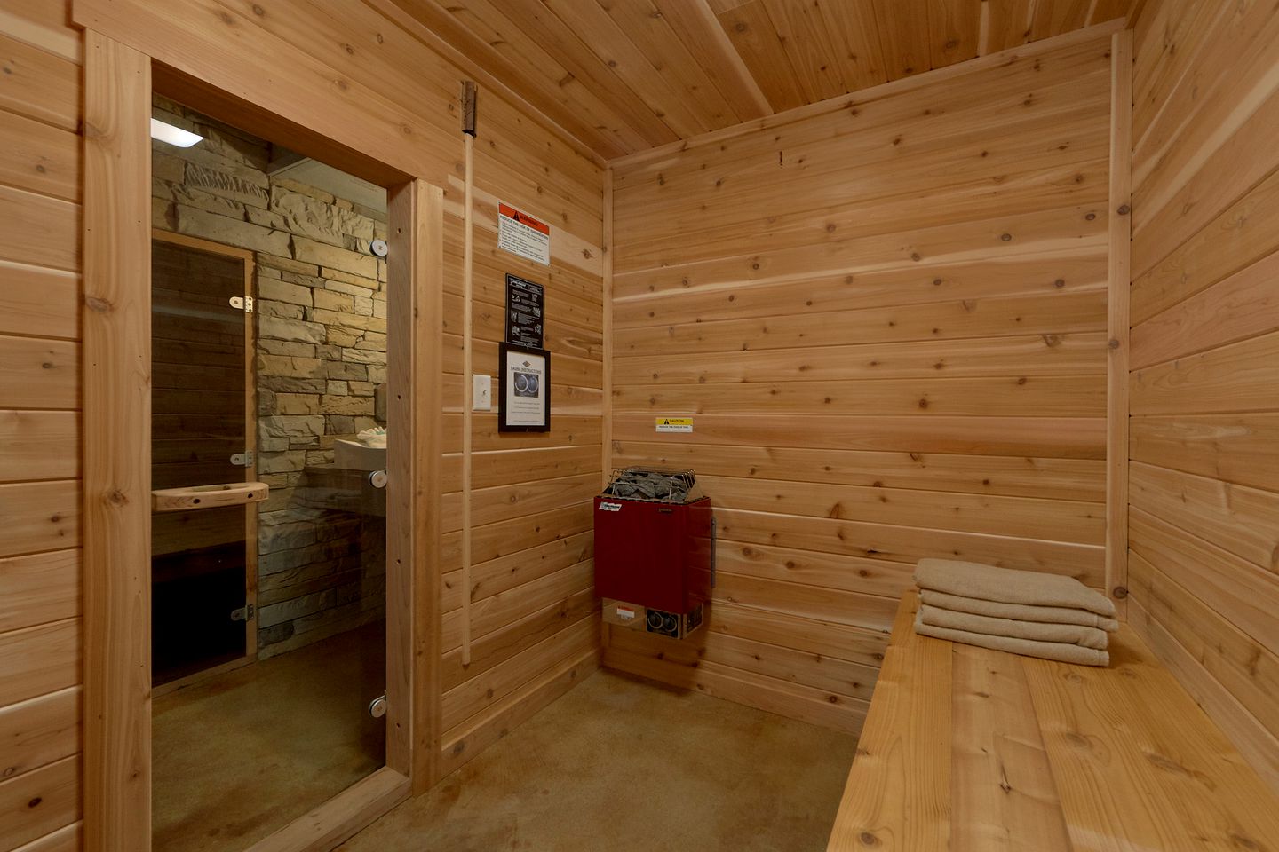 Romantic Gatlinburg Getaway for a Vacation in Tennessee