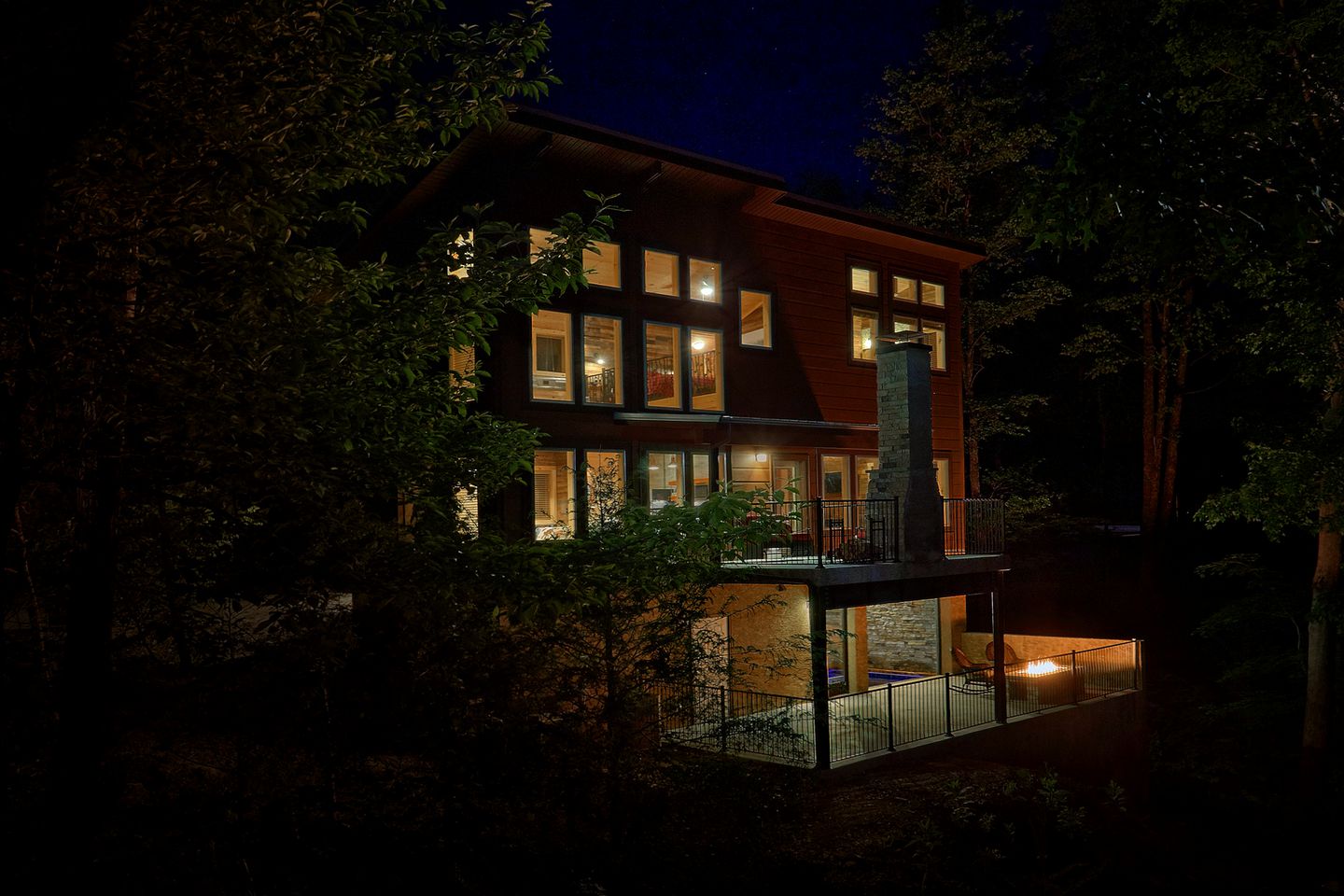 Romantic Gatlinburg Getaway for a Vacation in Tennessee