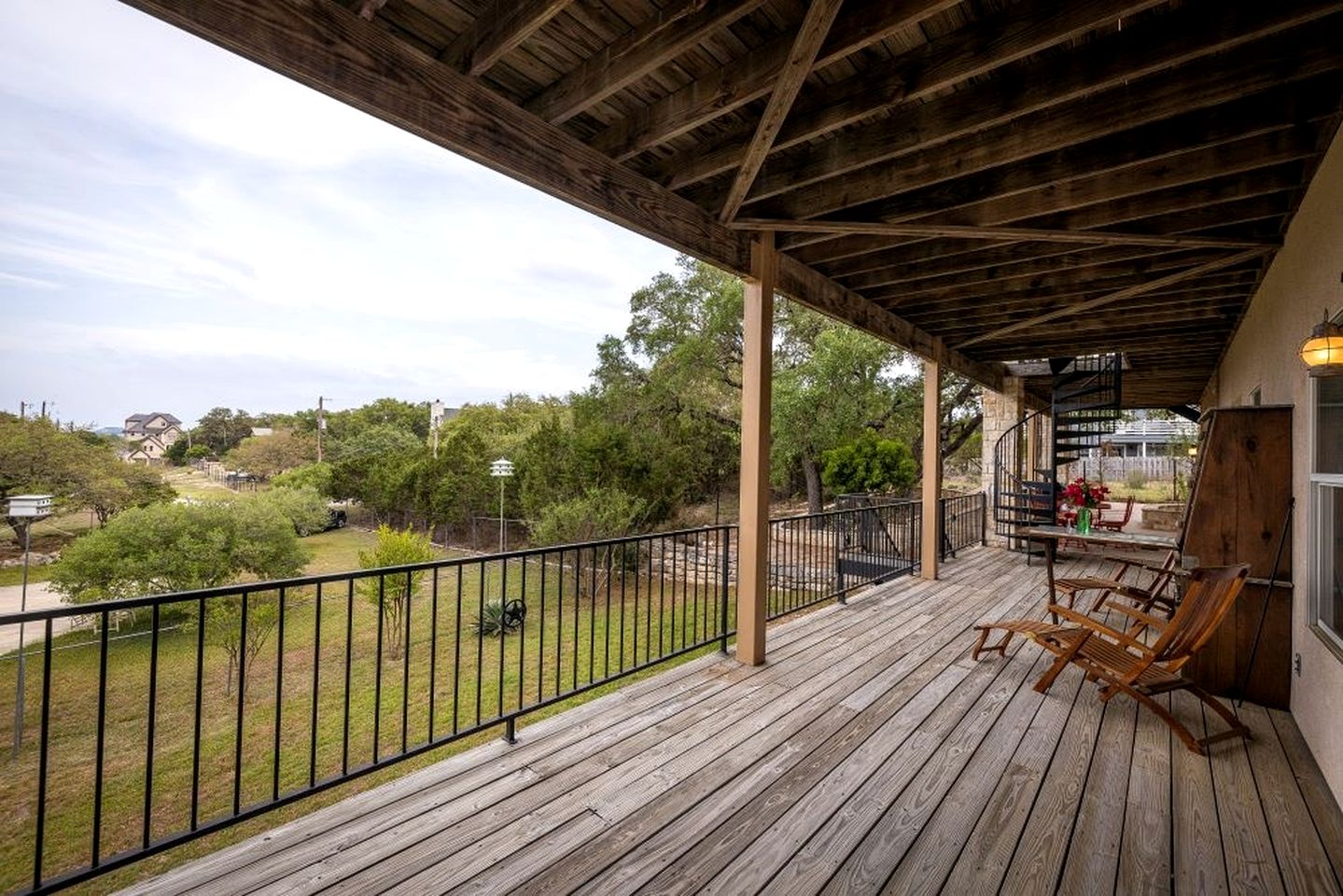 Expansive Pet-Friendly Lakeside Vacation Rental with Fenced Yard in Canyon Lake, Texas
