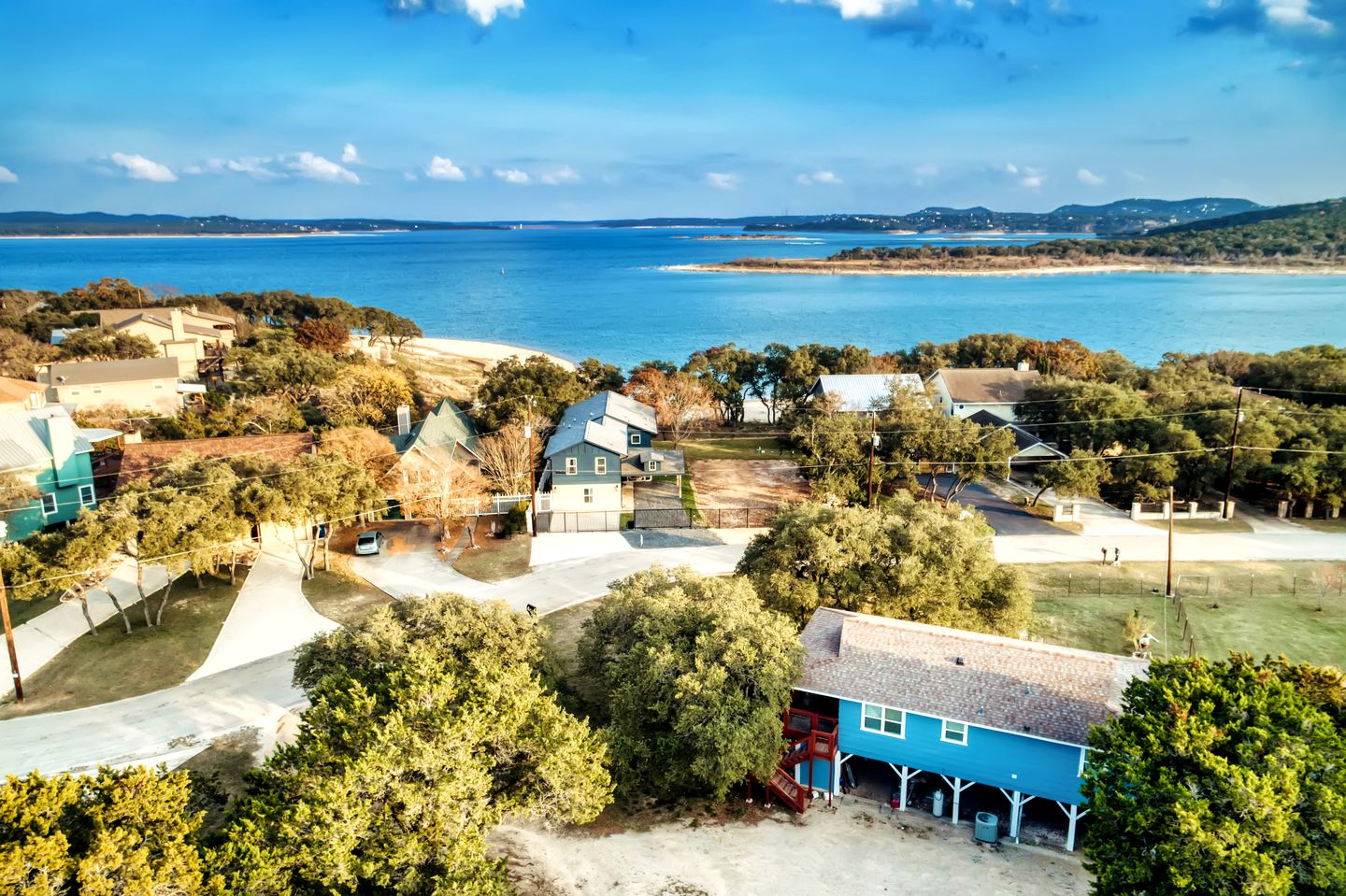 Fantastic Lakefront Villa with Stunning Views and Lake Access in Canyon Lake, Texas