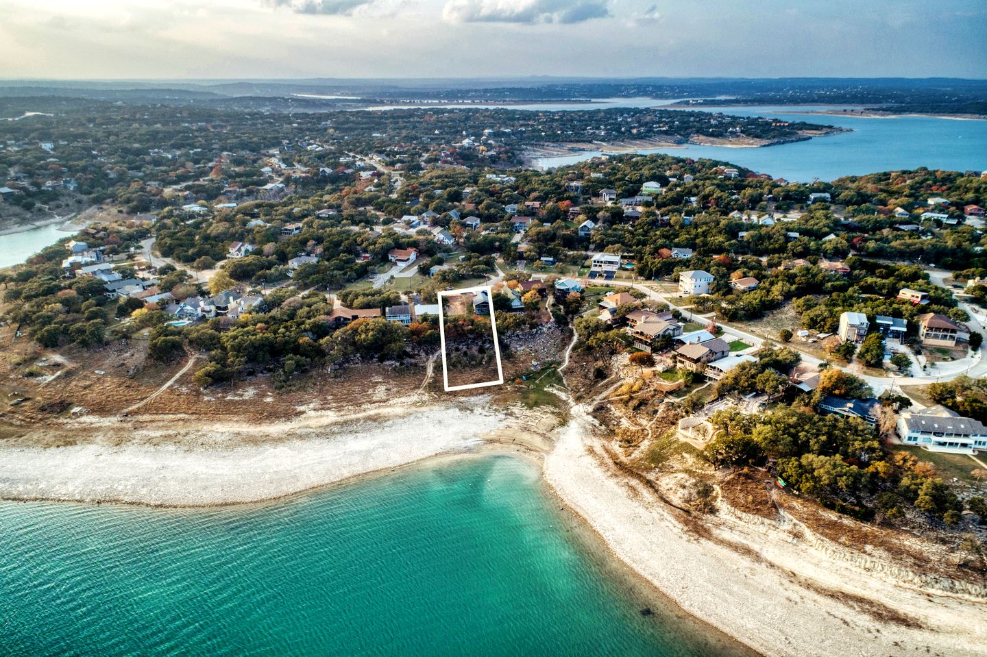 Fantastic Lakefront Villa with Stunning Views and Lake Access in Canyon Lake, Texas