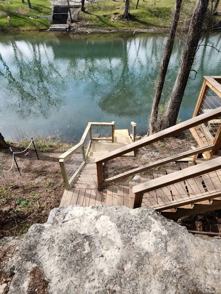 Spectacular Guadalupe Riverfront Family Cabin with Fire Pit and River Access near Canyon Lake, Texas