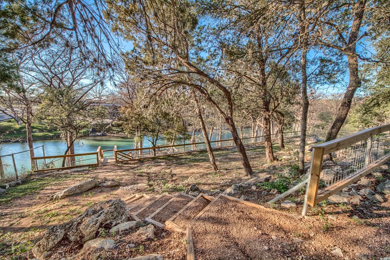Cabins (United States of America, Canyon Lake, Texas)