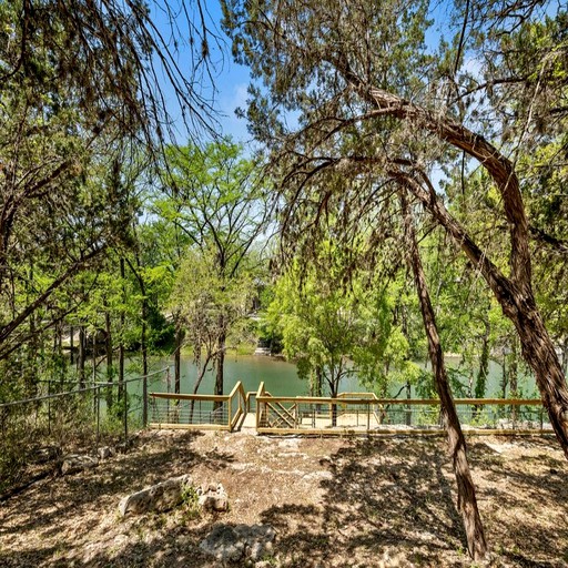 Cabins (United States of America, Canyon Lake, Texas)