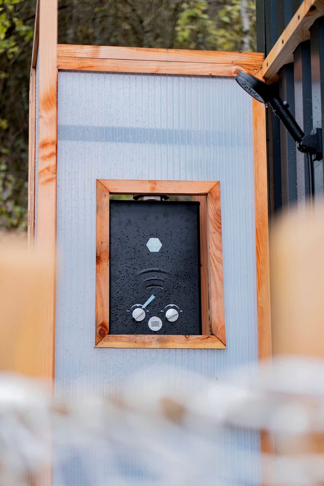 Charming Panoramic Tiny House with Eco-Friendly Design Near Saint-Pierre-Eynac, France