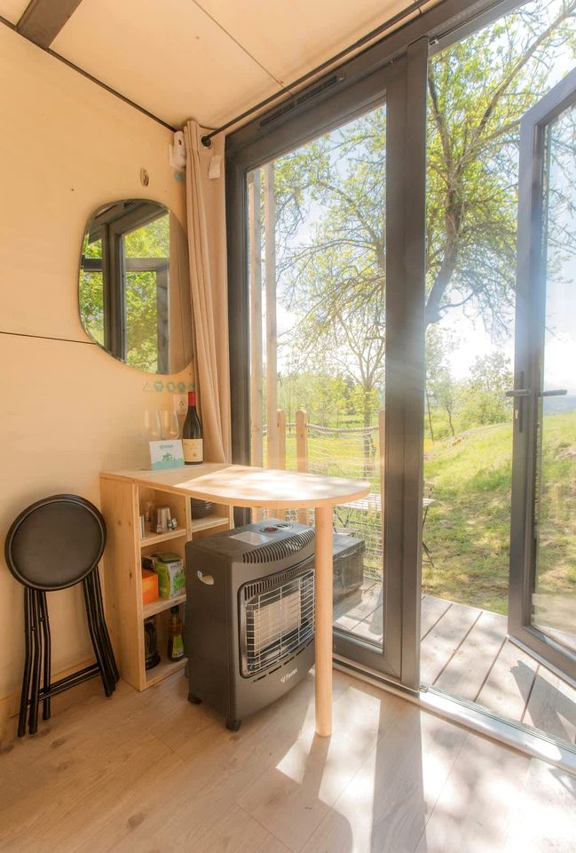 Charming Panoramic Tiny House with Eco-Friendly Design Near Saint-Pierre-Eynac, France