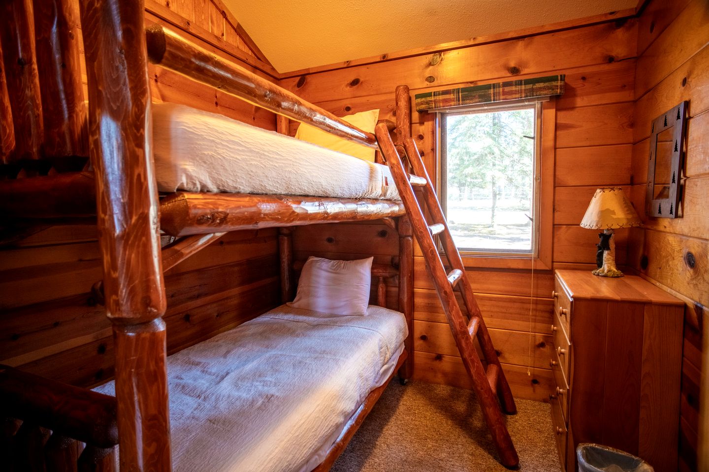 Classic Lakeview Cabin with Fireplace, Sunset Views & Family Charm Near Birch Lake, Babbitt, Minnesota