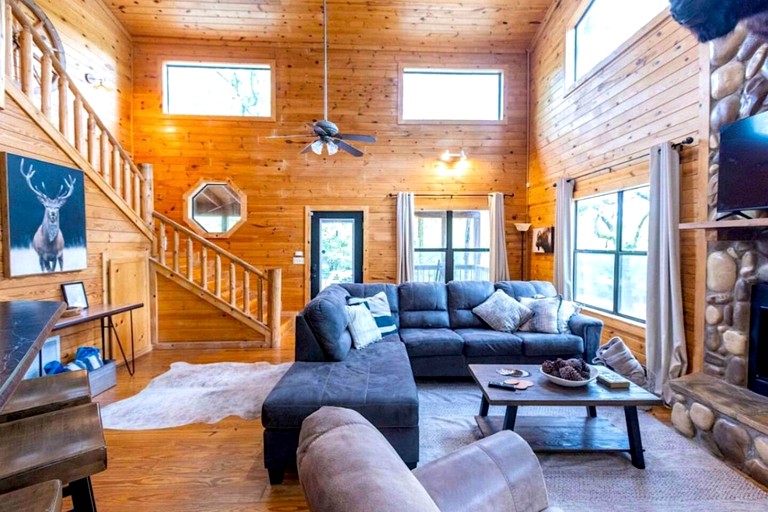 Log Cabins (United States of America, Broken Bow, Oklahoma)