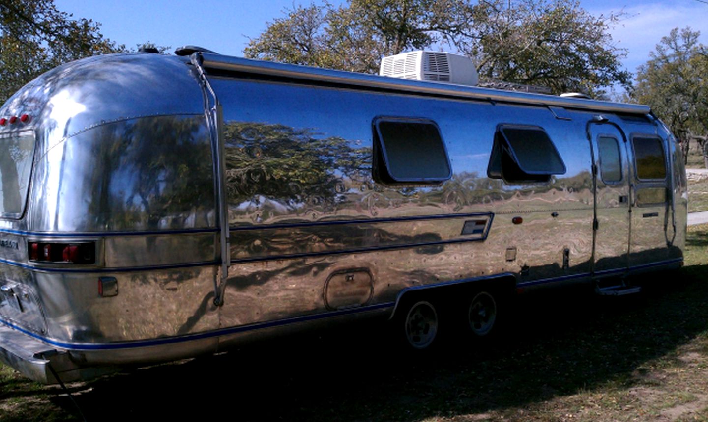 Classically Vintage Airstream Getaway near Austin, Texas