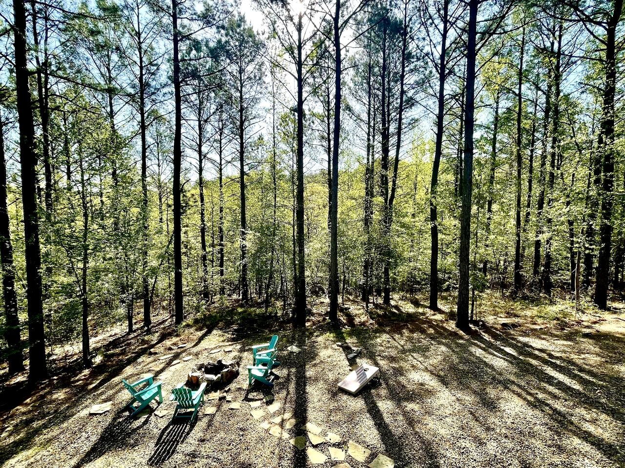 Classy Cabin Beautifully Design with Spa in Broken Bow, Oklahoma
