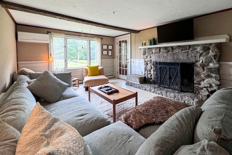 Cabins (United States of America, Fryeburg, Maine)