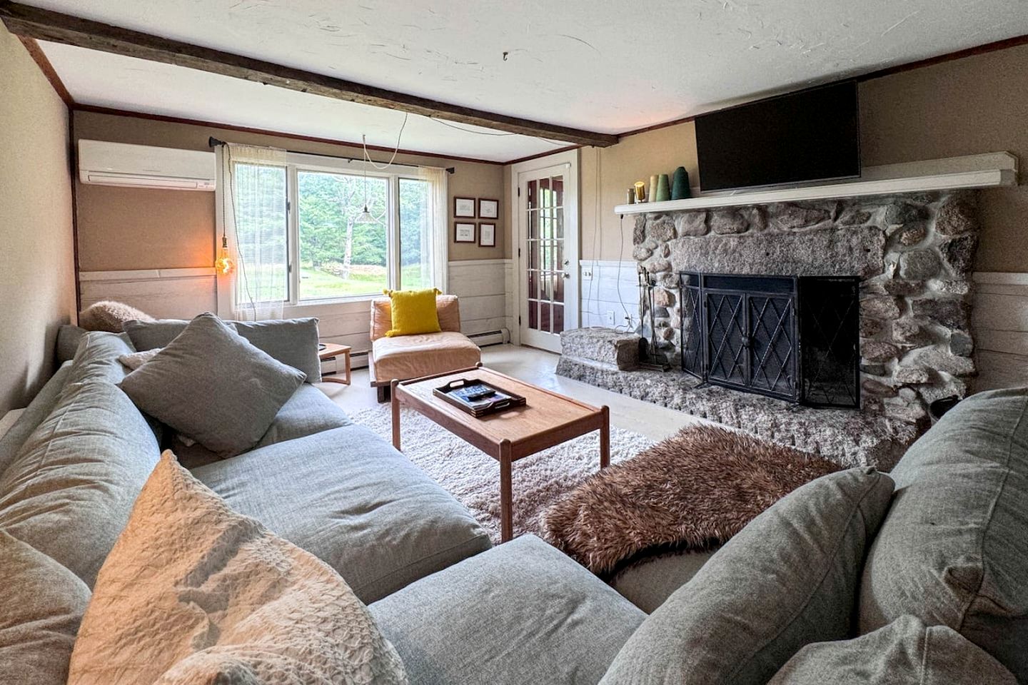 Classy Farm Retreat with Incredible Countryside Views in Maine