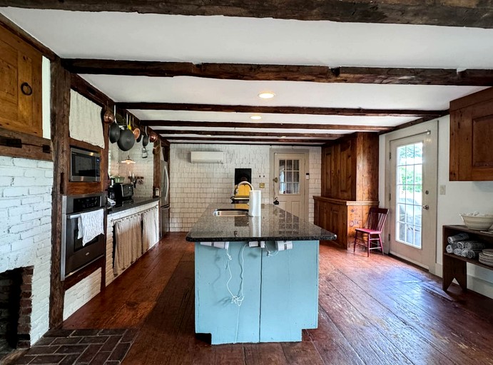 Cabins (United States of America, Fryeburg, Maine)