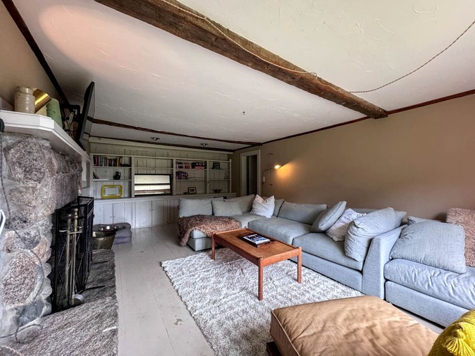 Cabins (United States of America, Fryeburg, Maine)