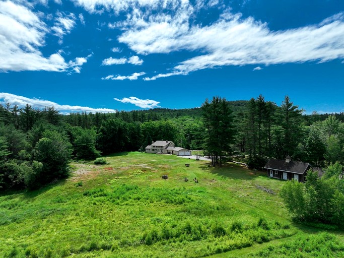 Cabins (United States of America, Fryeburg, Maine)