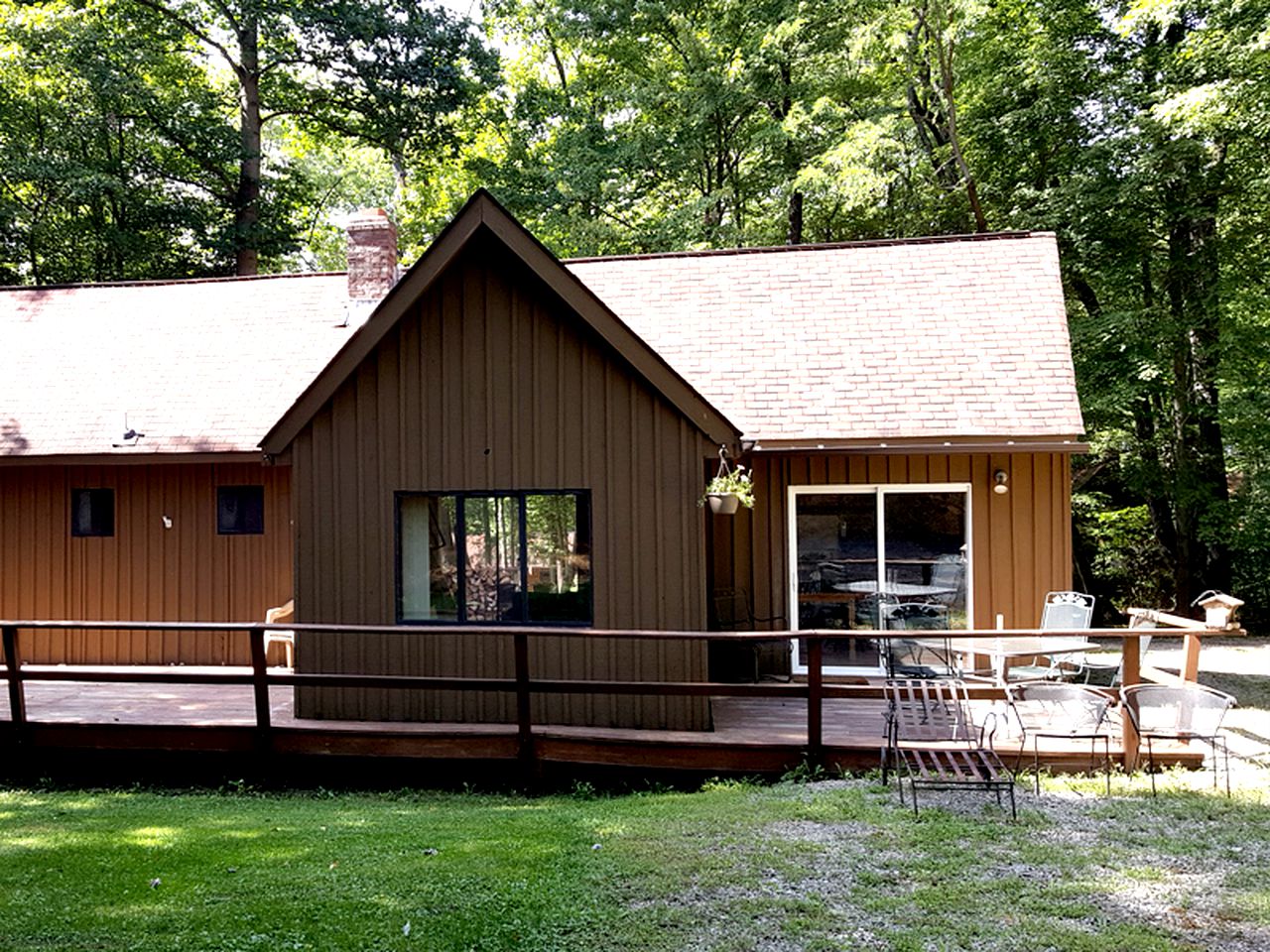 Family-Friendly Cabin Rental Nestled Among the Mountains of Champion, Pennsylvania