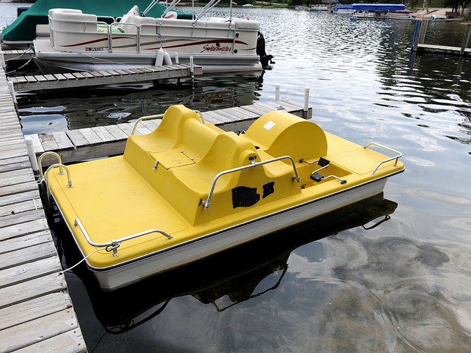 Cabins (West Branch, Michigan, United States)