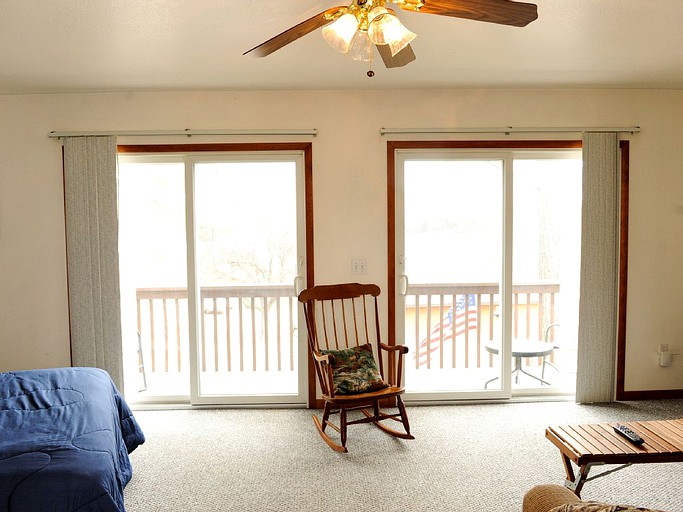 Cabins (West Branch, Michigan, United States)