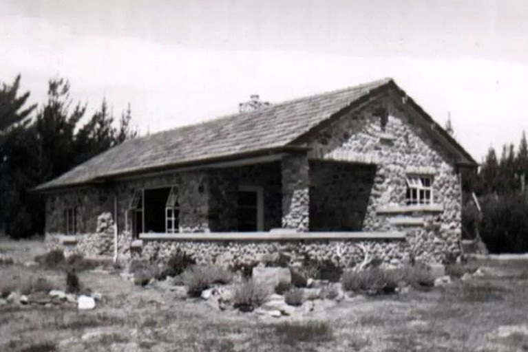 Cottages (Wanaka, South Island, New Zealand)