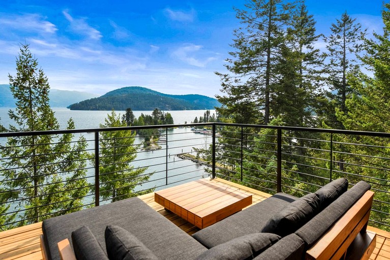 Vacation Rentals (United States of America, --, --)