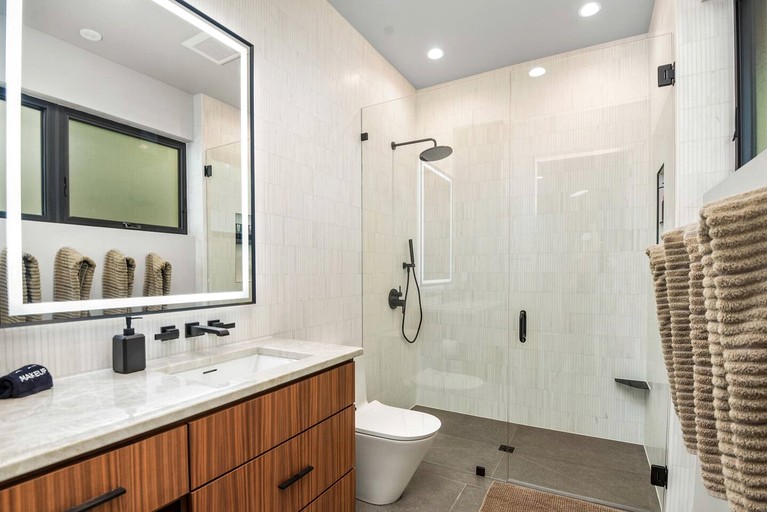 Vacation Rentals (United States of America, --, --)