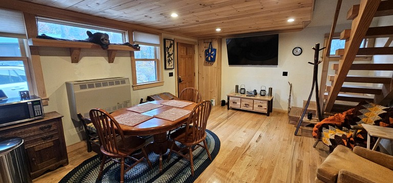 Cabins (United States of America, Greenville, Maine)