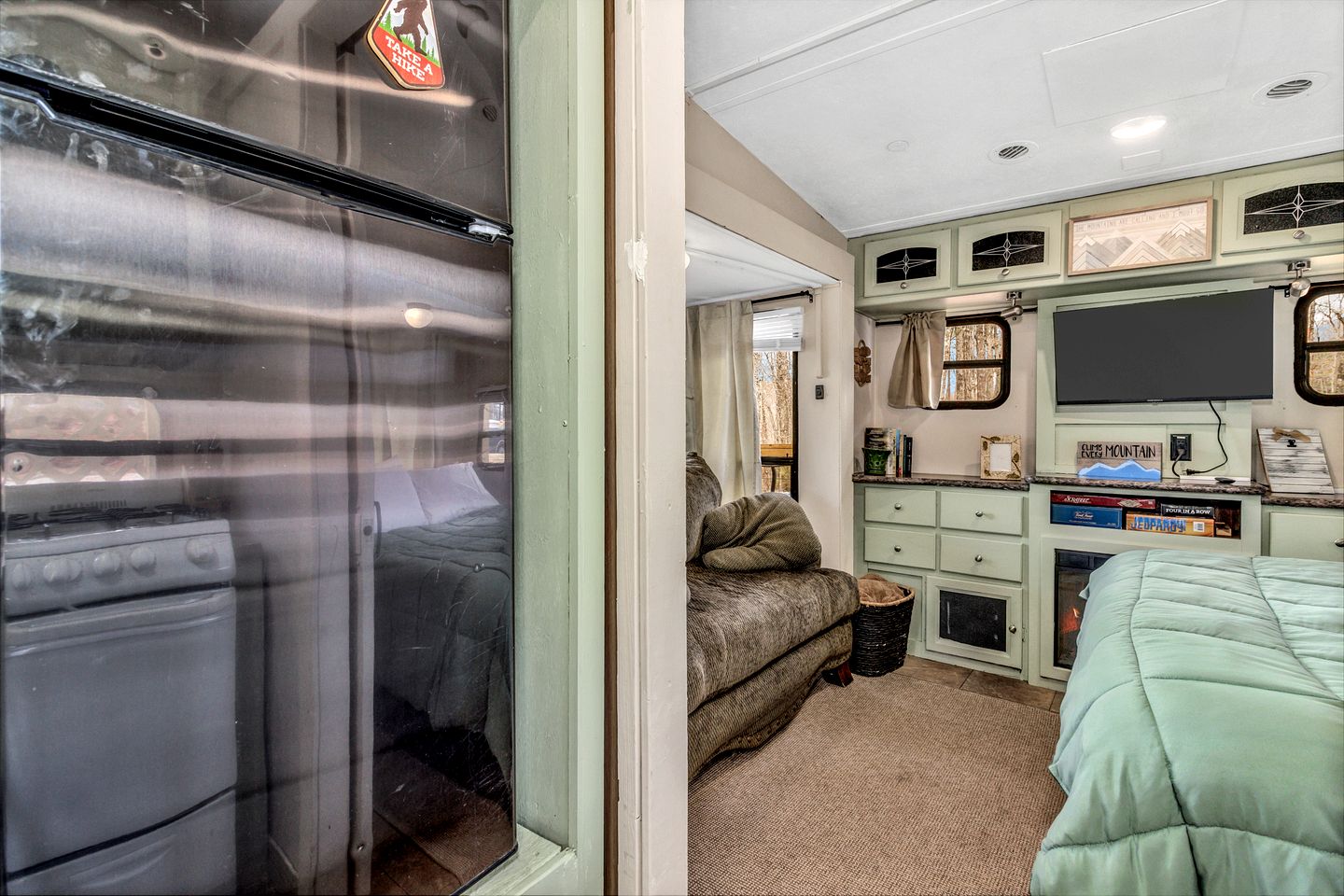 Cozy Mountain Camper Retreat with Private View Deck & Fire Pit in Old Fort, North Carolina