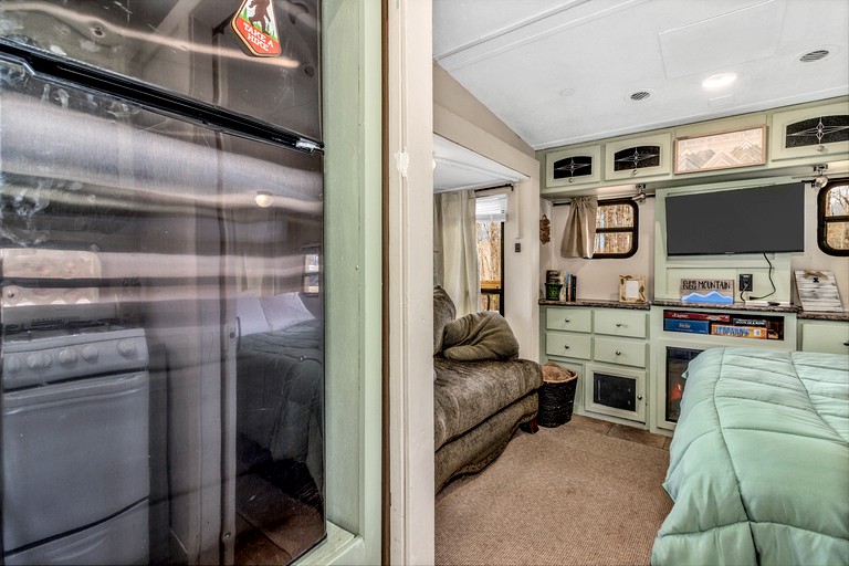 Airstreams (United States of America, Old Fort, North Carolina)