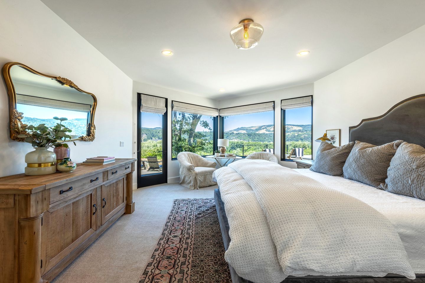 Pure Glamping Cottage with Breathtaking Views and Hot-tub in Hood River, Oregon