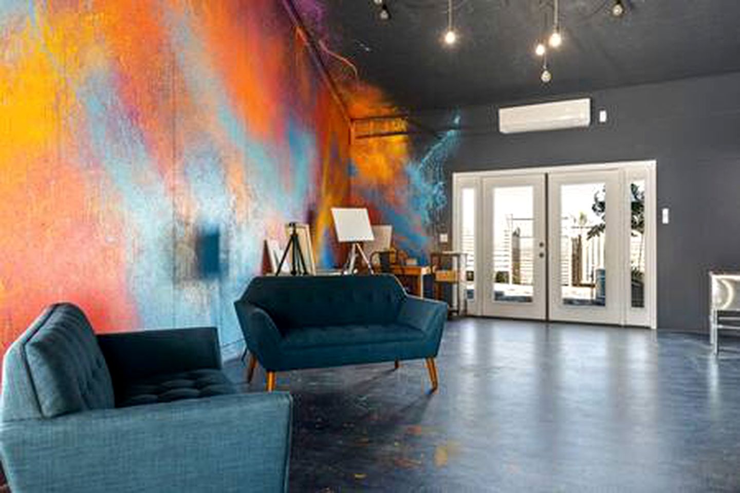 Amazing Vacation Rental with Rock Climbing Wall and Game Room in Joshua Tree, California