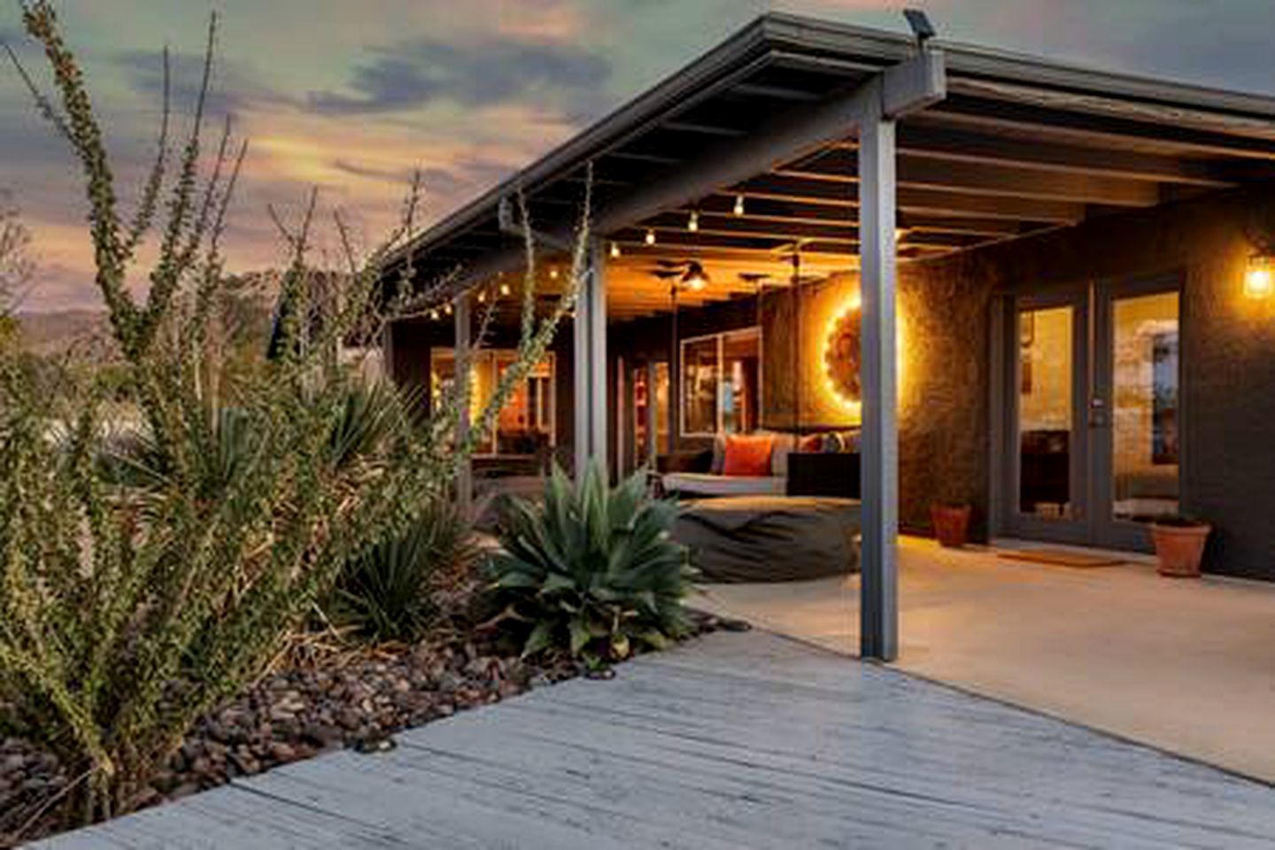 Amazing Vacation Rental with Rock Climbing Wall and Game Room in Joshua Tree, California