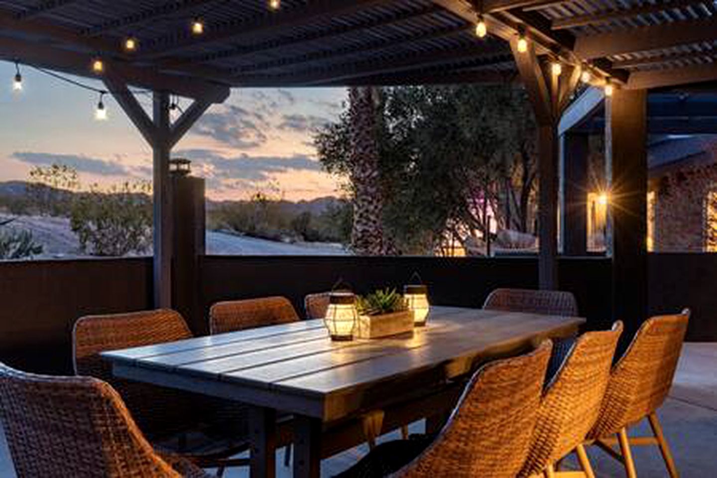 Amazing Vacation Rental with Rock Climbing Wall and Game Room in Joshua Tree, California
