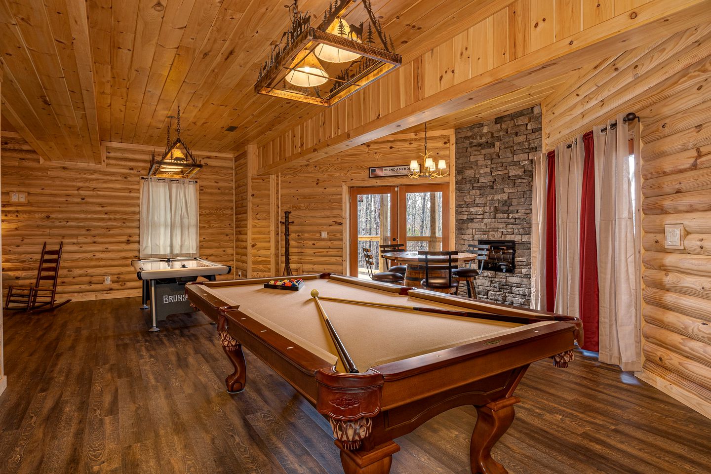 Panoramic Perfection: Luxurious Cabin with Unobstructed Views of Great Smoky Peaks!