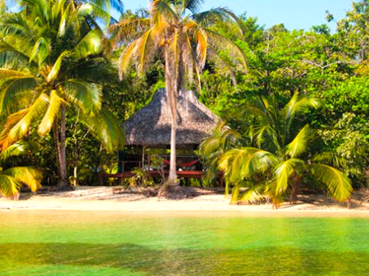 Idyllic Glamping Hut with Private Stretch of Beach near the Chiriqui Lagoon in Panama