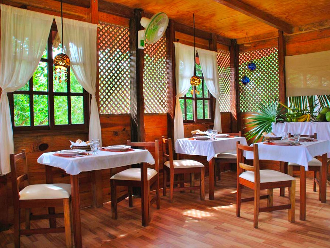 Gorgeous Log Cabin for Glamping on the Yucatán Peninsula, Mexico