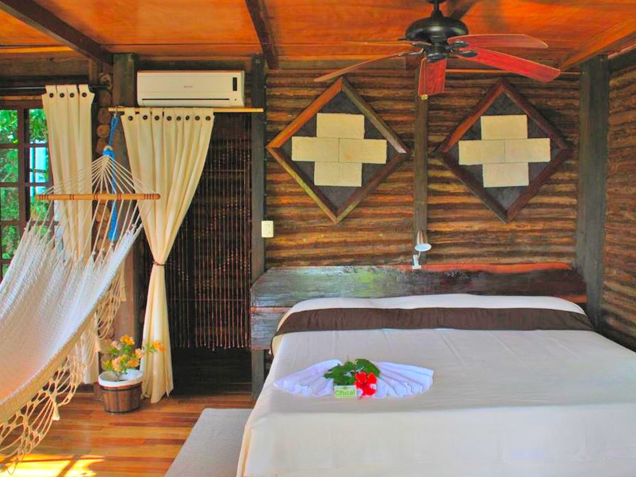 Gorgeous Log Cabin for Glamping on the Yucatán Peninsula, Mexico