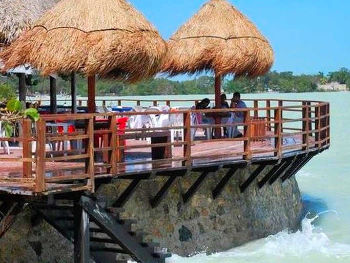 Log Cabins (Chetumal, Quintana Roo, Mexico)