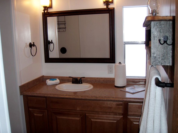 Cabins (Darby, Montana, United States)