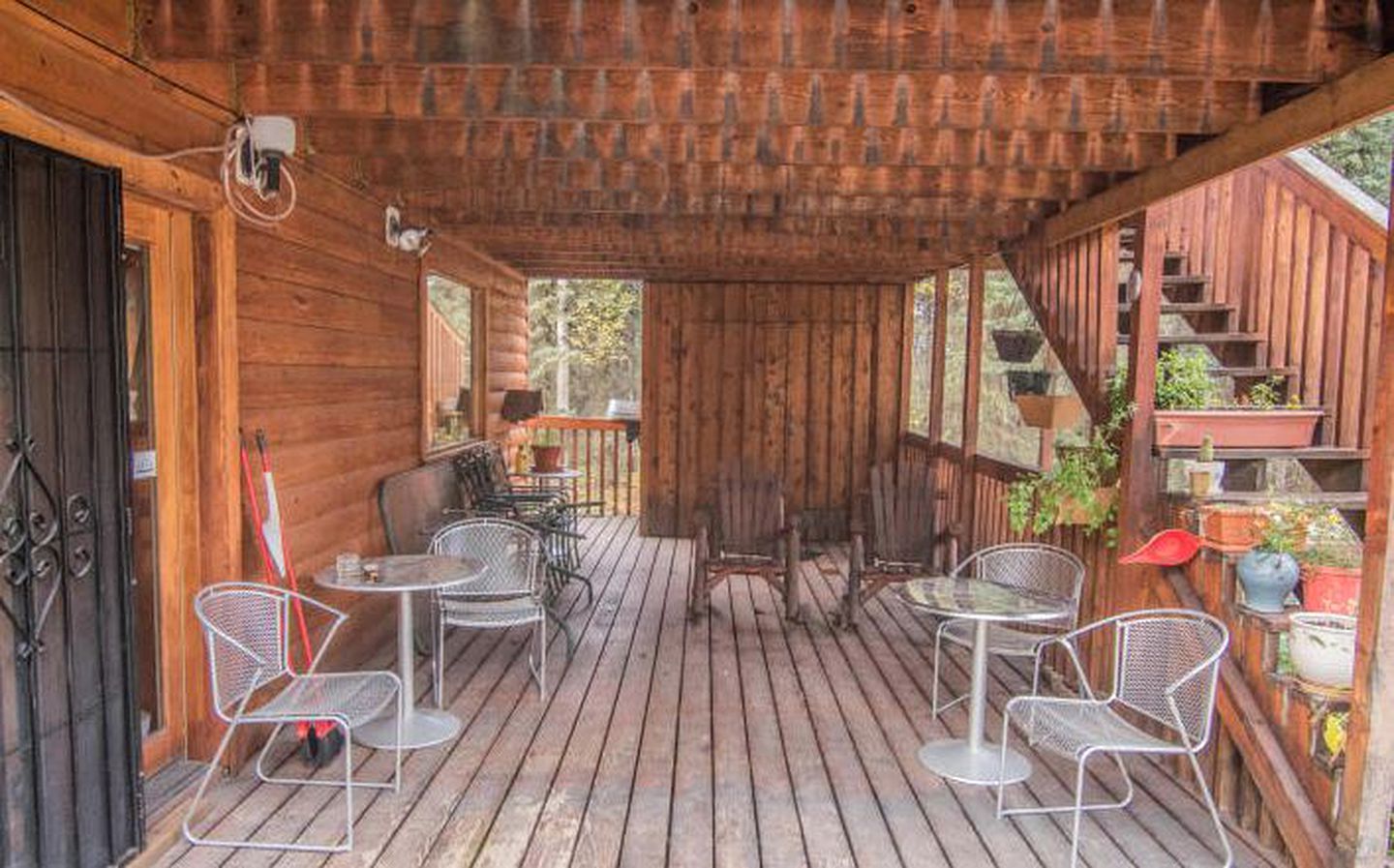 Cozy Log Cabin Rental for a Luxury Camping Getaway near Homer, Alaska