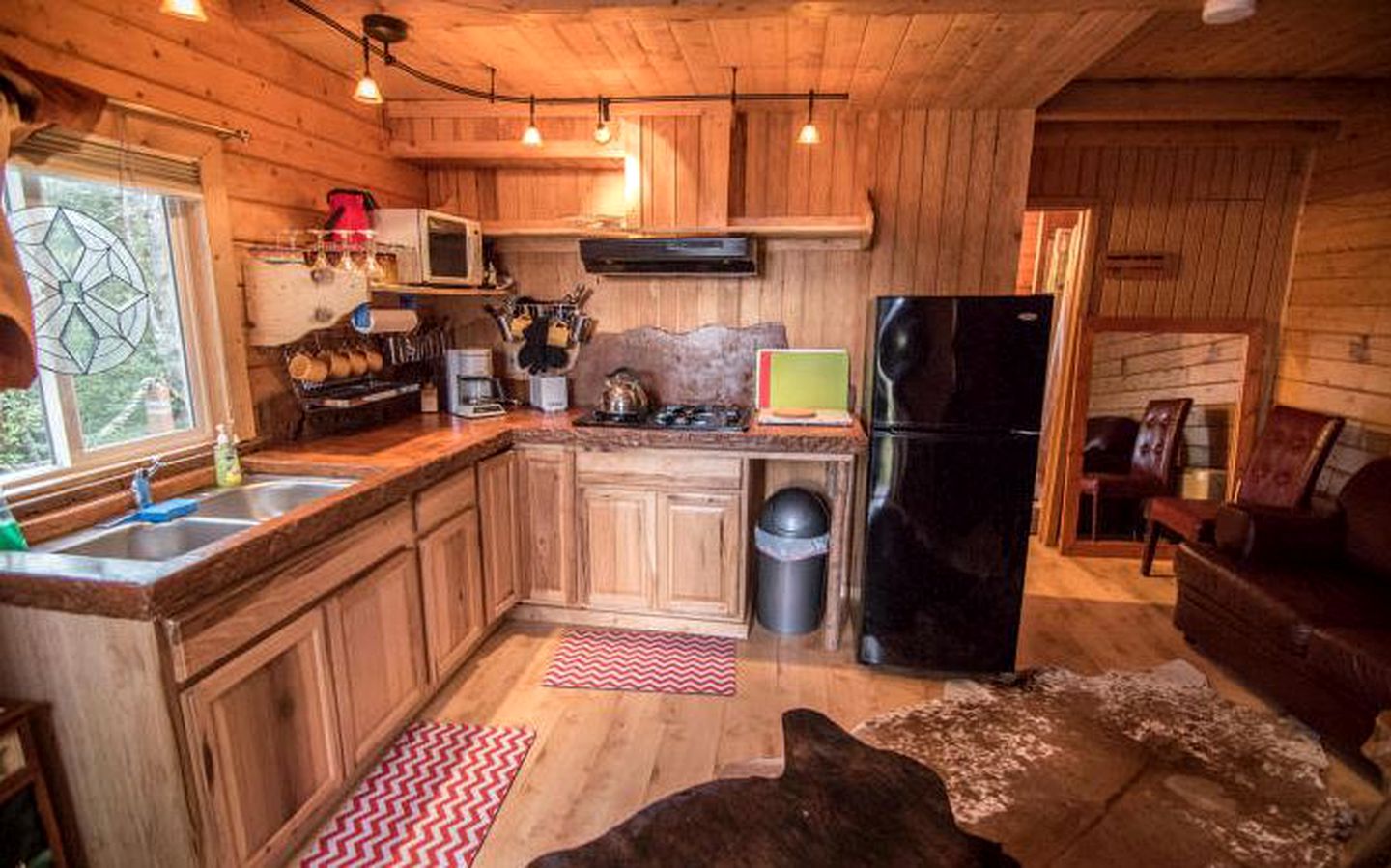 Authentic Cabin Rental for a Family-Friendly Getaway near Homer, Alaska