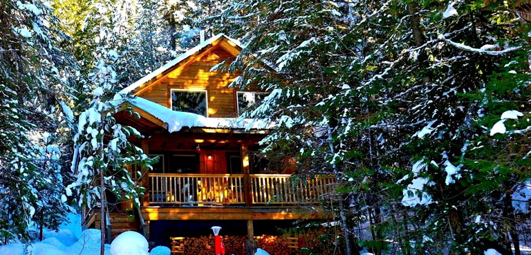 Cabins (Nelson, British Columbia, Canada)