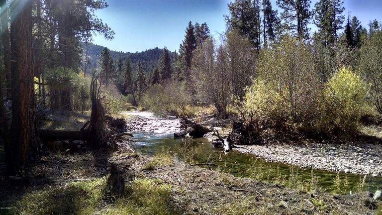 Cabins (Darby, Montana, United States)