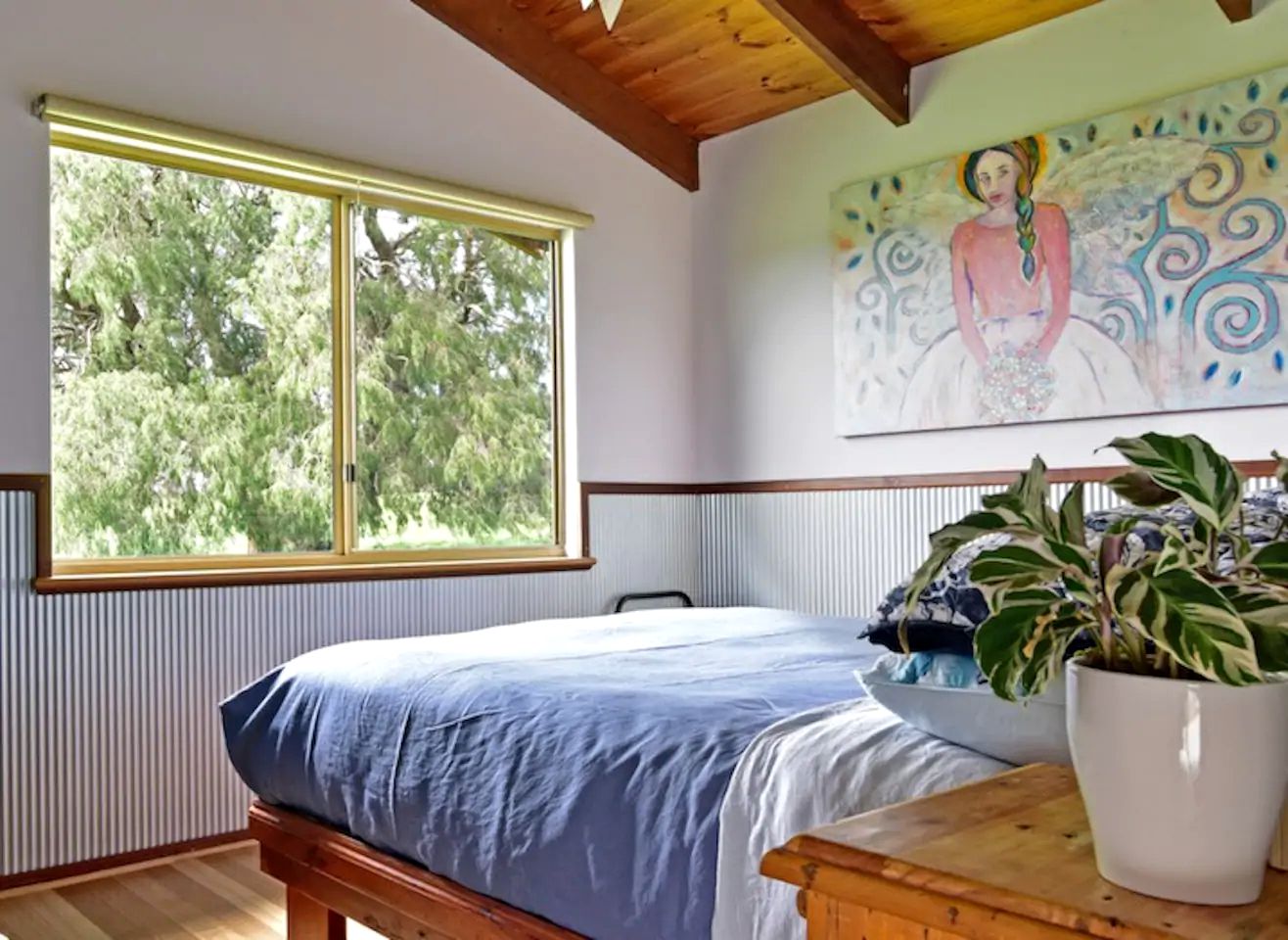 Rustic Margaret River Cottage Ideal for a Tranquil Retreat, Western Australia