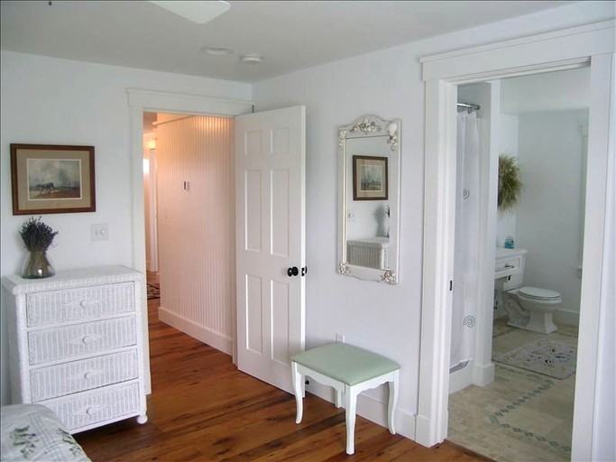Beach Cottage For Rent On Nantucket Island