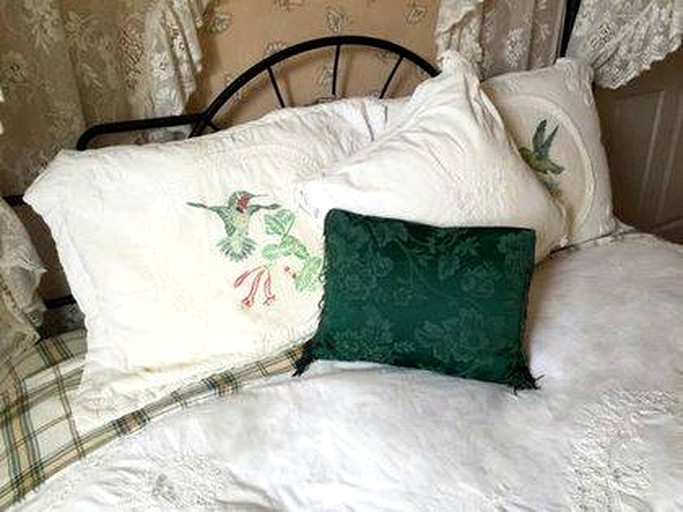 Osprey Inn Bed and Breakfast, Nature Lodges 21670, Harrison, United States of America Glamping Hub