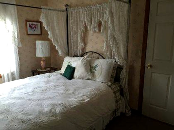 Osprey Inn Bed and Breakfast, Nature Lodges 21670, Harrison, United States of America Glamping Hub