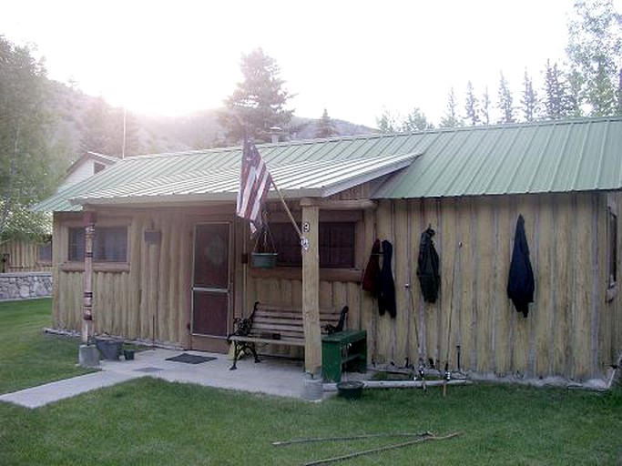 Log Cabins (Lake City, Colorado, United States)