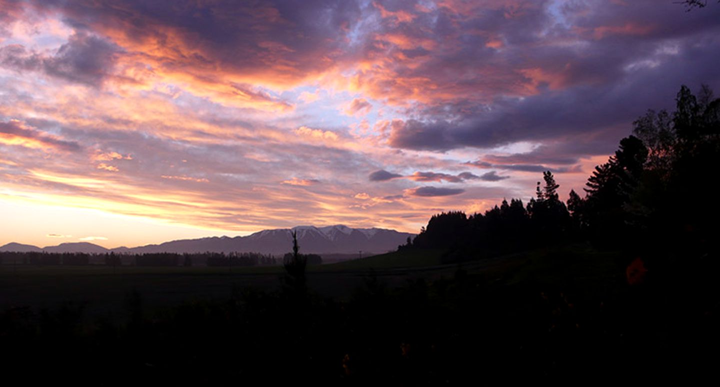 Recently Refurbished Cabin with Fantastic Views near Mount Hutt, New Zealand