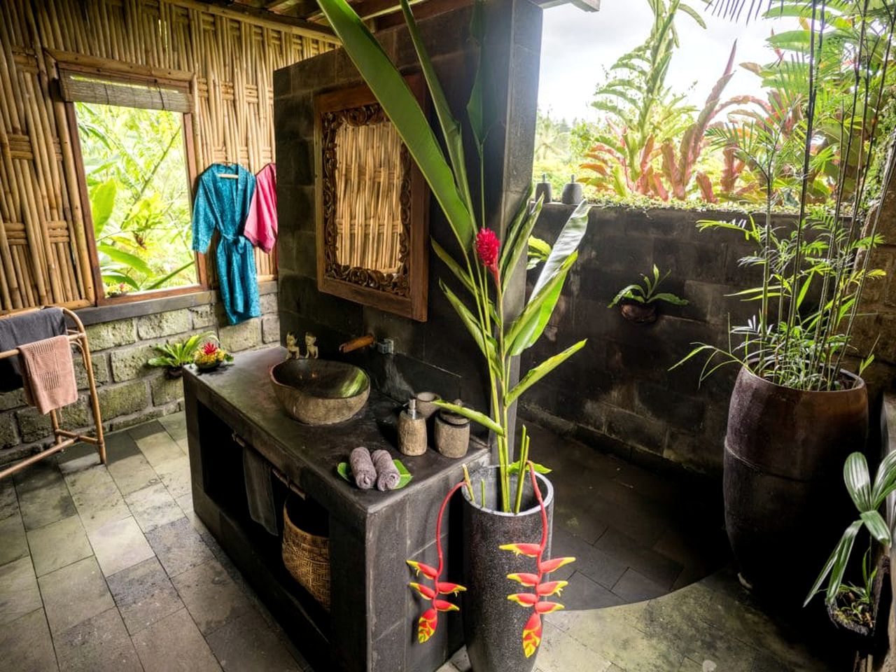 Romantic Jungle Getaway in the Famous Rice Paddies of Bali