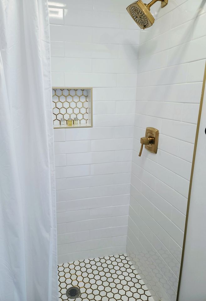 Incredible Container with Rooftop and Beautiful Sunset Views in Georgia